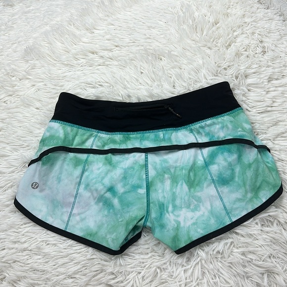 Lululemon Run: Speed Short Spray Dye White Blue Tropics / Black - Picture 4 of 5